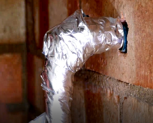 Exterior pipe insulation wrap